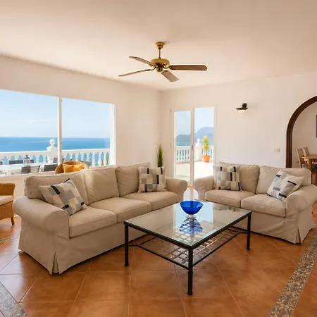 Vila La Ventana Al Mar Güime